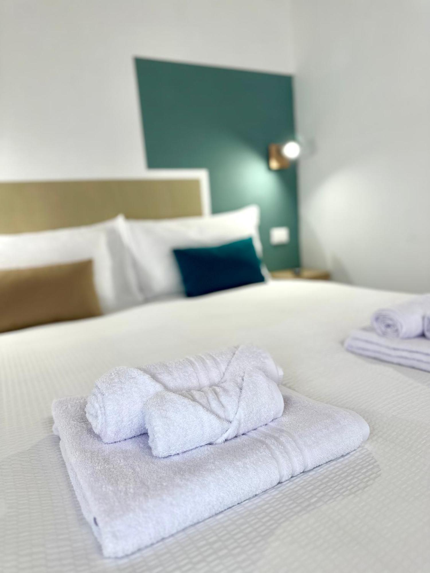 4Rooms Palermo Luaran gambar